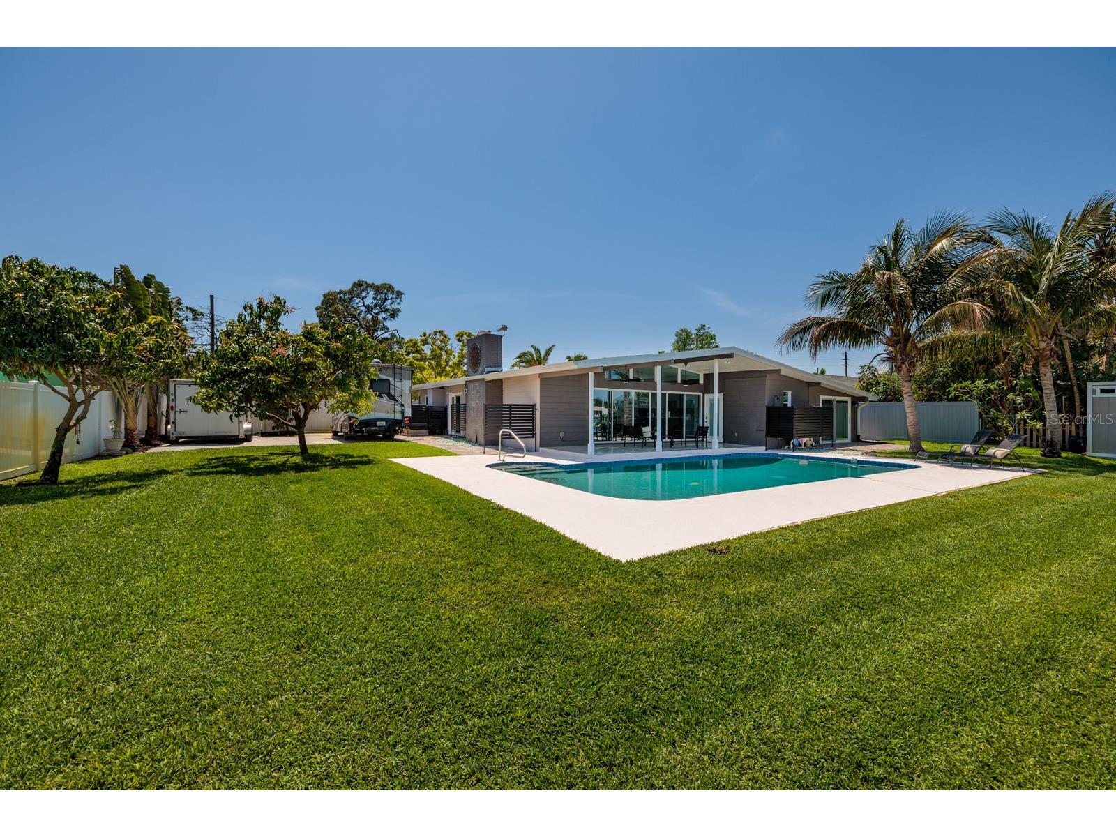 263 87th Avenue N Saint Petersburg FL 33702 - RIVIERA BAY TB8482306 image4