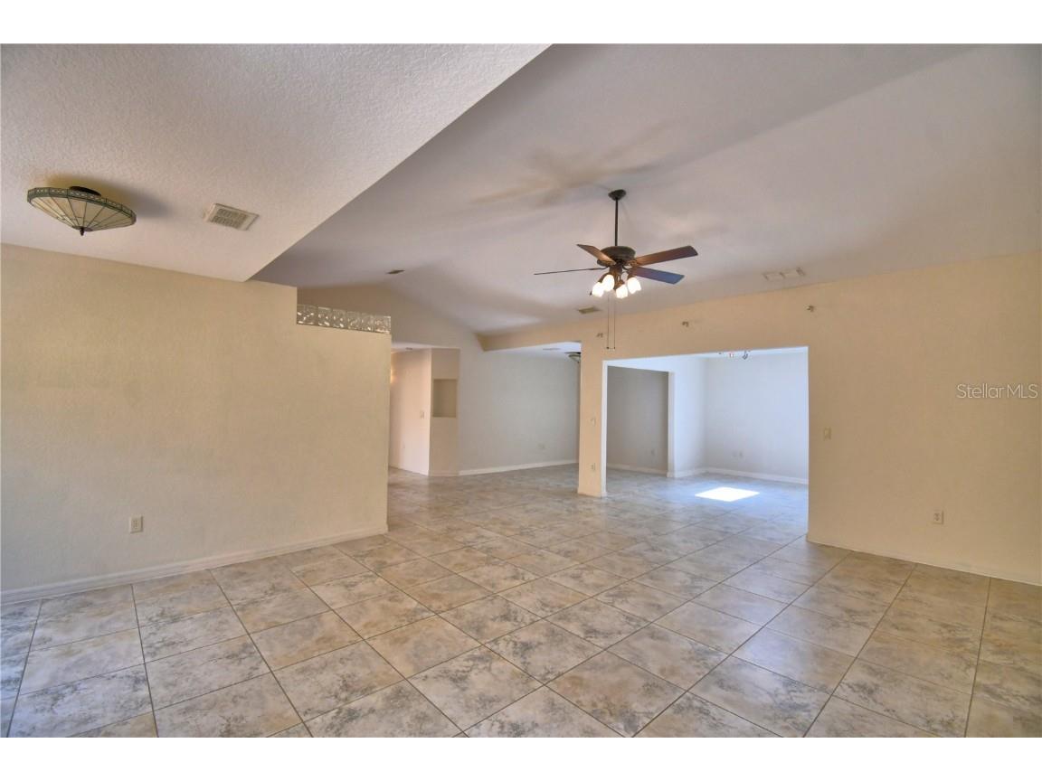 263 Mariposa Winter Haven FL 33884 P4935878 image4