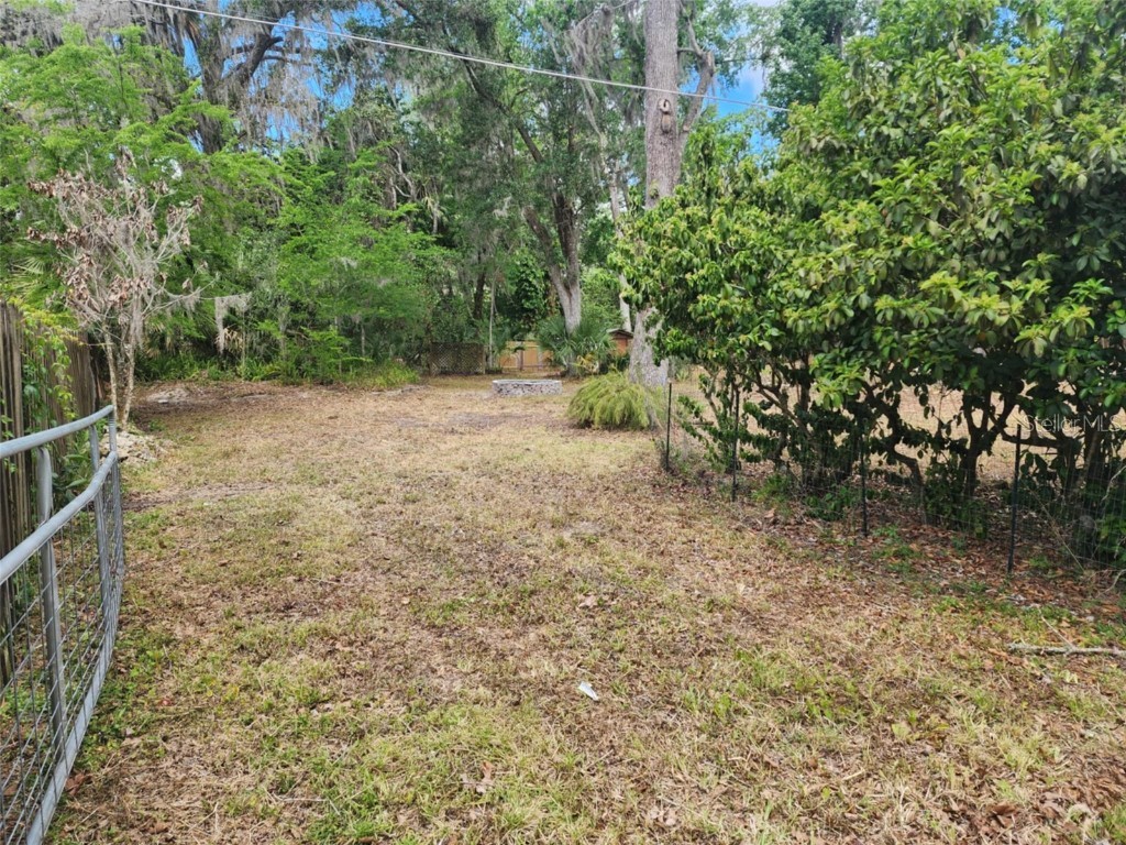 2630 Cr 426c Lake Panasoffkee FL 33538 OM699627 image1