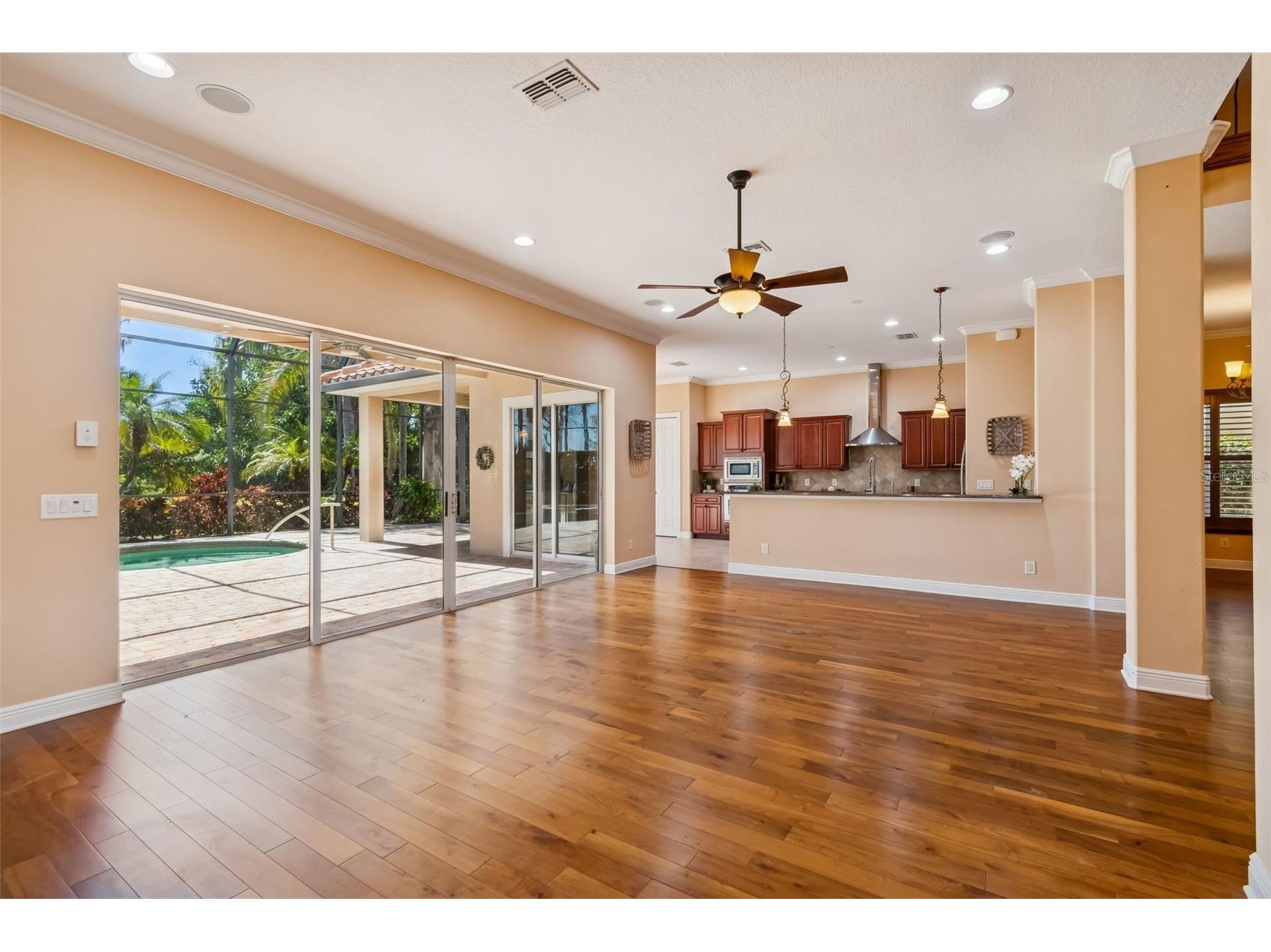 2630 Grand Lakeside Drive Palm Harbor FL 34684 TB8480712 image10