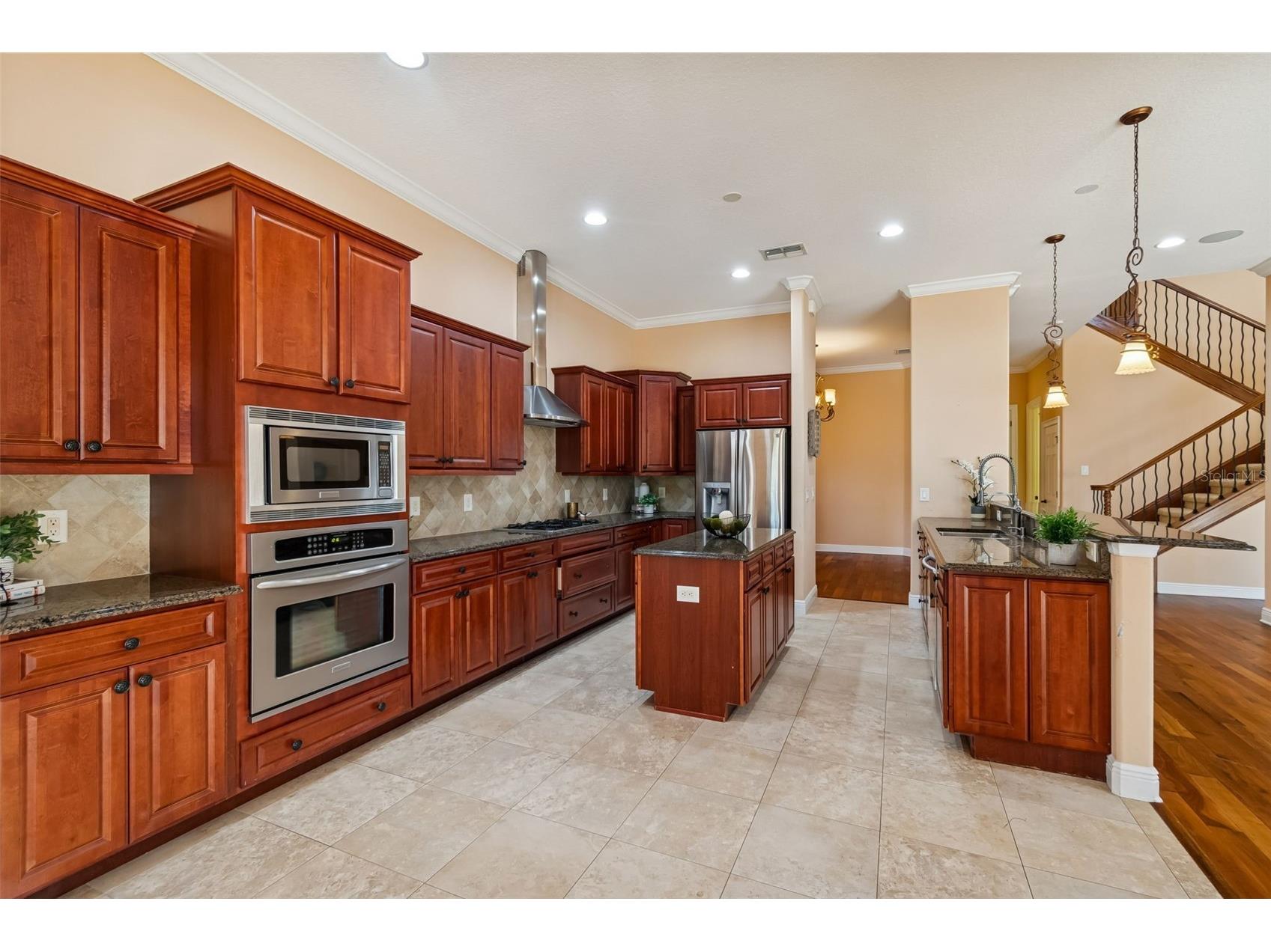 2630 Grand Lakeside Drive Palm Harbor FL 34684 TB8480712 image18