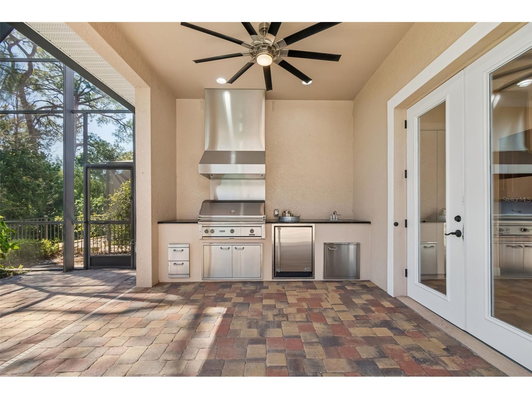 2630 Grand Lakeside Drive Palm Harbor FL 34684 TB8480712 image48