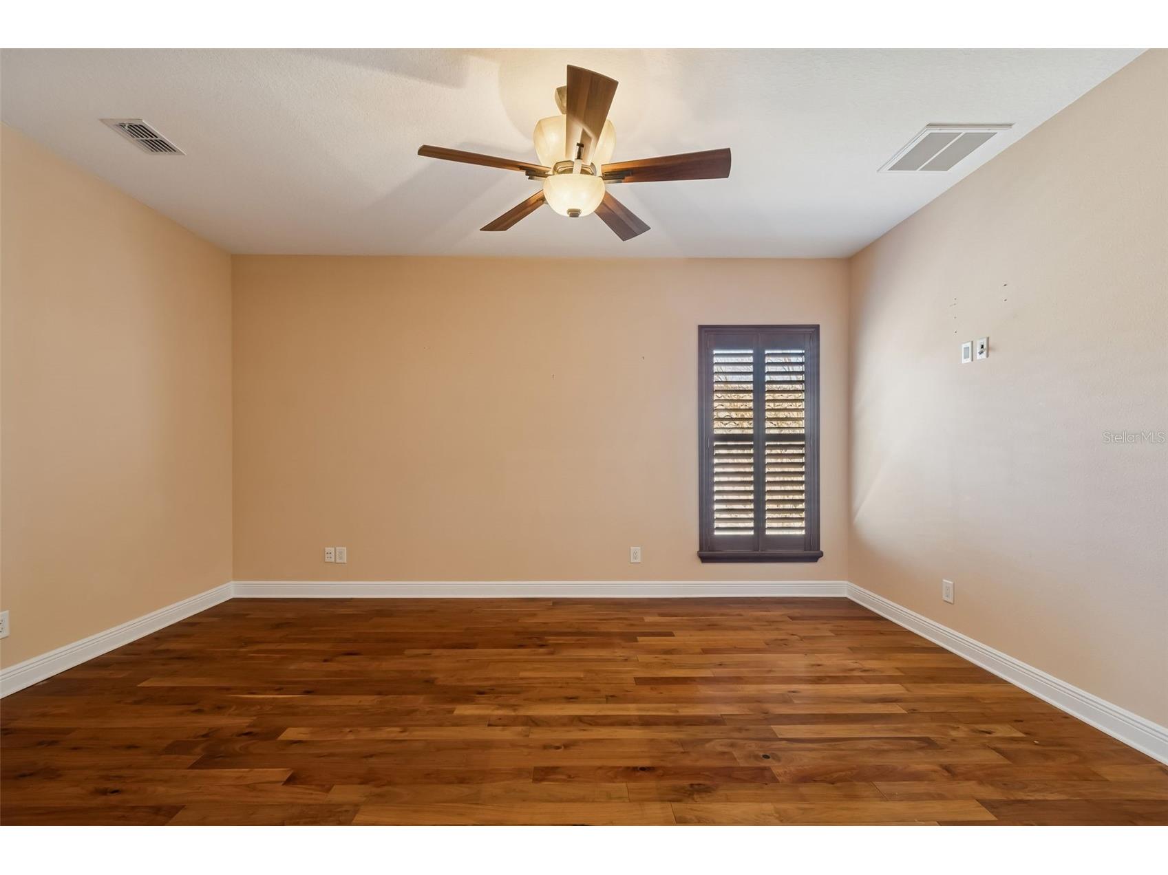 2630 Grand Lakeside Drive Palm Harbor FL 34684 TB8480712 image74