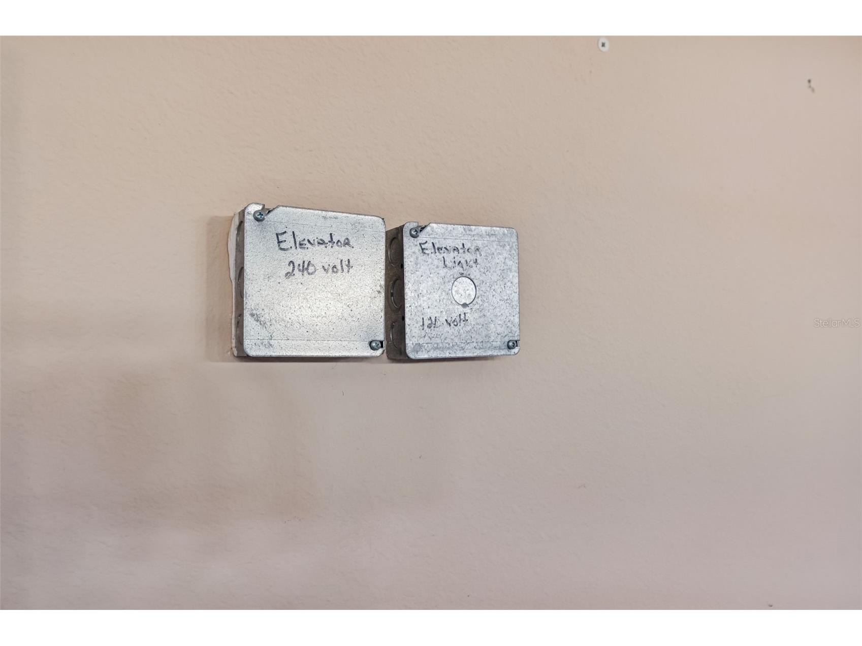 2630 Grand Lakeside Drive Palm Harbor FL 34684 TB8480712 image79