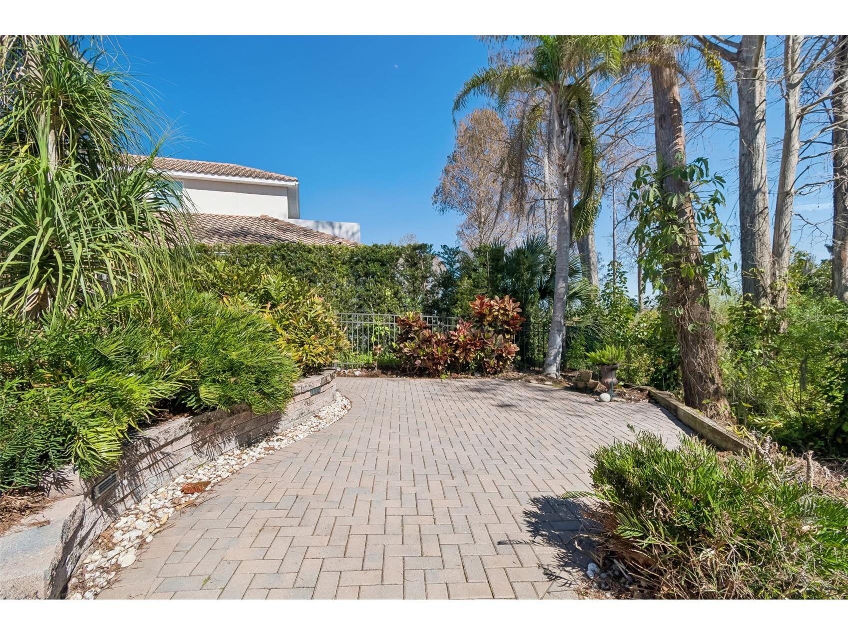 2630 Grand Lakeside Drive Palm Harbor FL 34684 TB8480712 image87