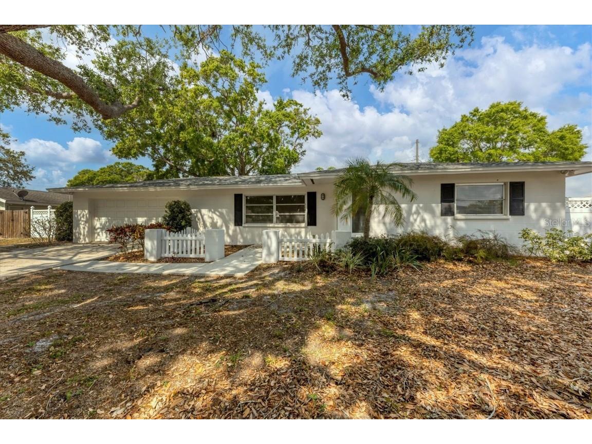 2630 Leafy Lane Sarasota FL 34239 A4563606 image1