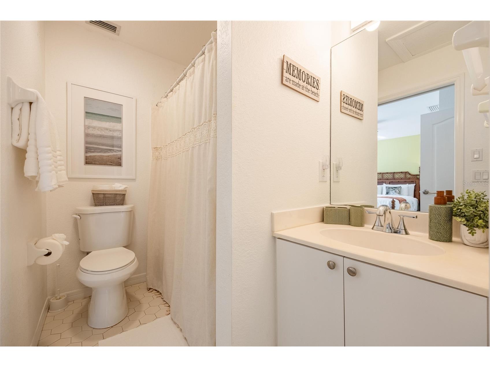 2630 N Beach Road Englewood FL 34223 - GULF OF MEXICO A4690960 image28
