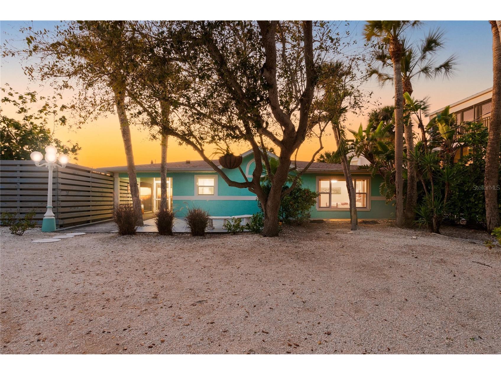 2630 N Beach Road Englewood FL 34223 - GULF OF MEXICO A4690960 image3