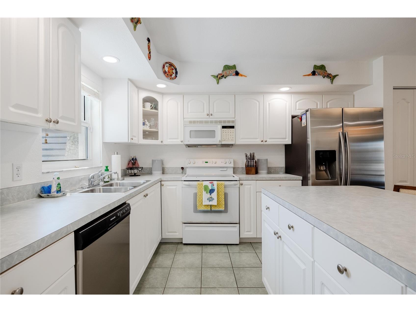 2630 N Beach Road Englewood FL 34223 - GULF OF MEXICO A4690960 image44