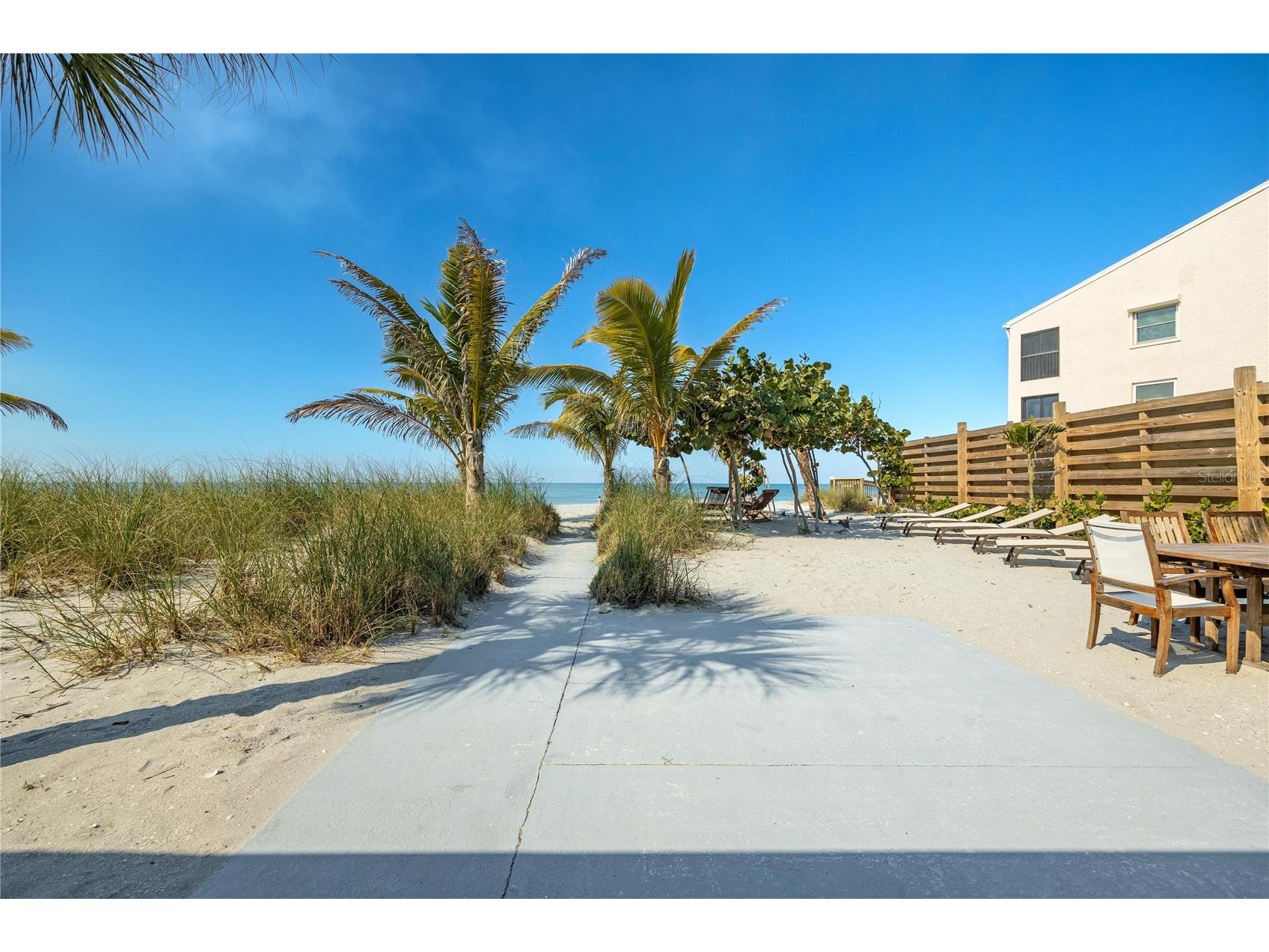 2630 N Beach Road Englewood FL 34223 - GULF OF MEXICO A4690960 image54