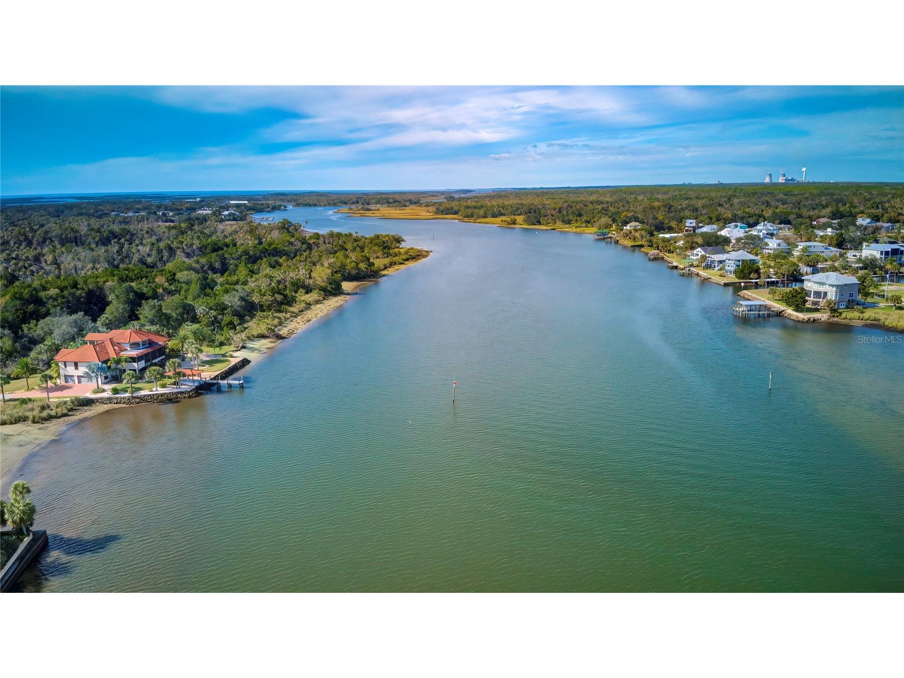 2630 N Comanche Point Crystal River FL 34429 W7886057 image3