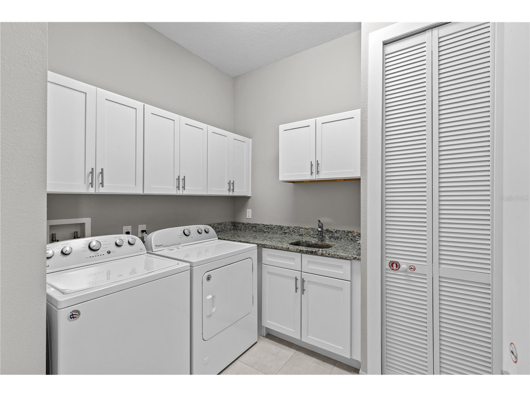 2630 Sunrise Shores Drive Kissimmee FL 34747 O6404271 image30