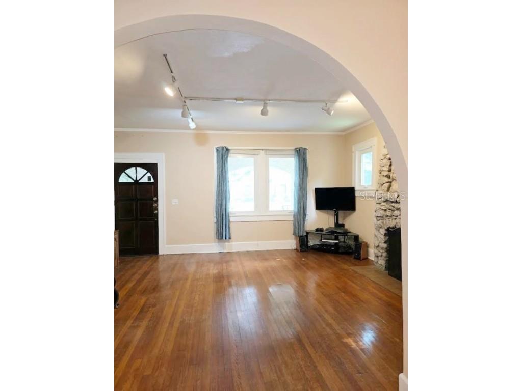 2630 W Sunset Drive Tampa FL 33629 A4669870 image5