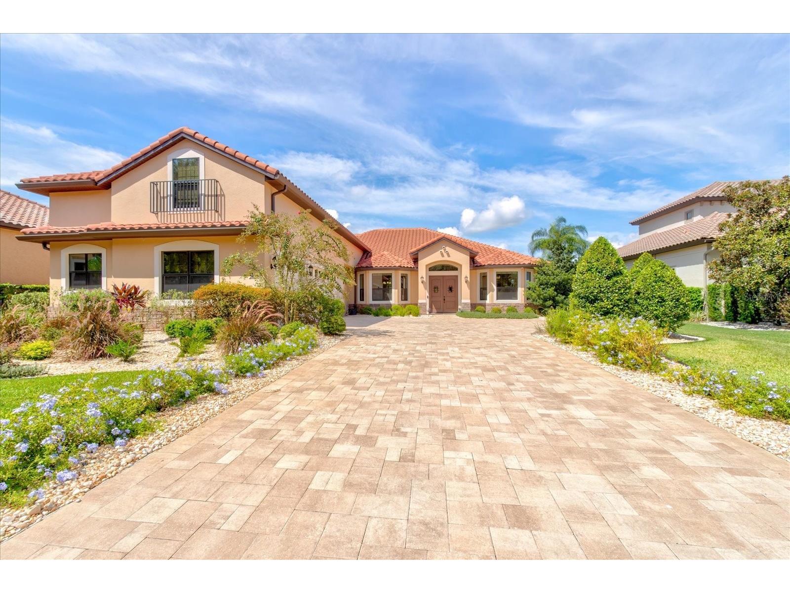 26301 Avenida Las Colinas Howey In The Hills FL 34737 G5112005 image3