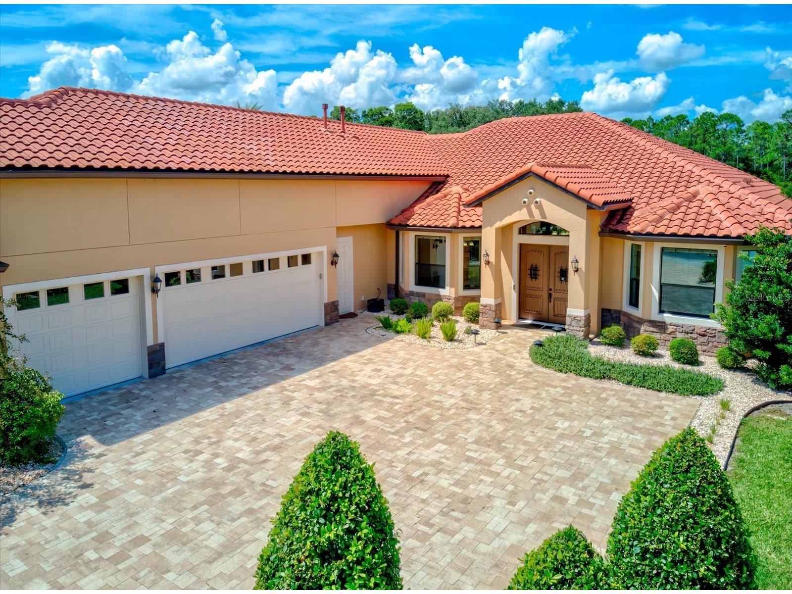 26301 Avenida Las Colinas Howey In The Hills FL 34737 G5112005 image4