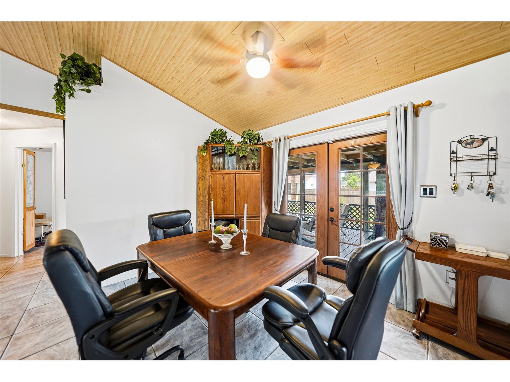 2631 Fiesta Drive Venice FL 34293 D6147732 image16