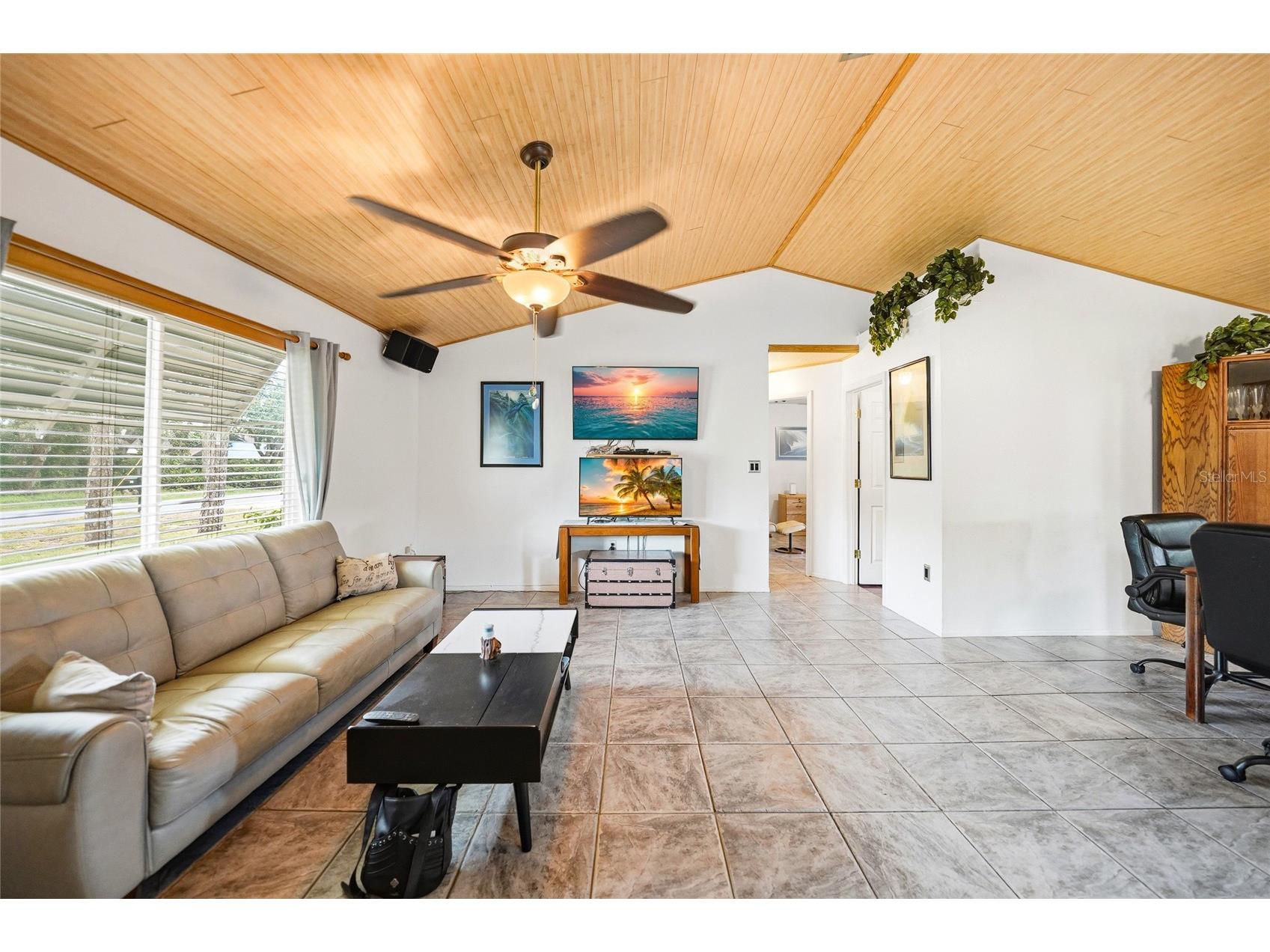 2631 Fiesta Drive Venice FL 34293 D6147732 image3