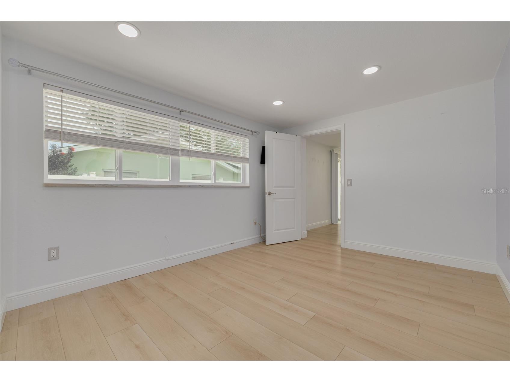 2631 Oakbrook Drive Largo FL 33770 TB8507957 image14