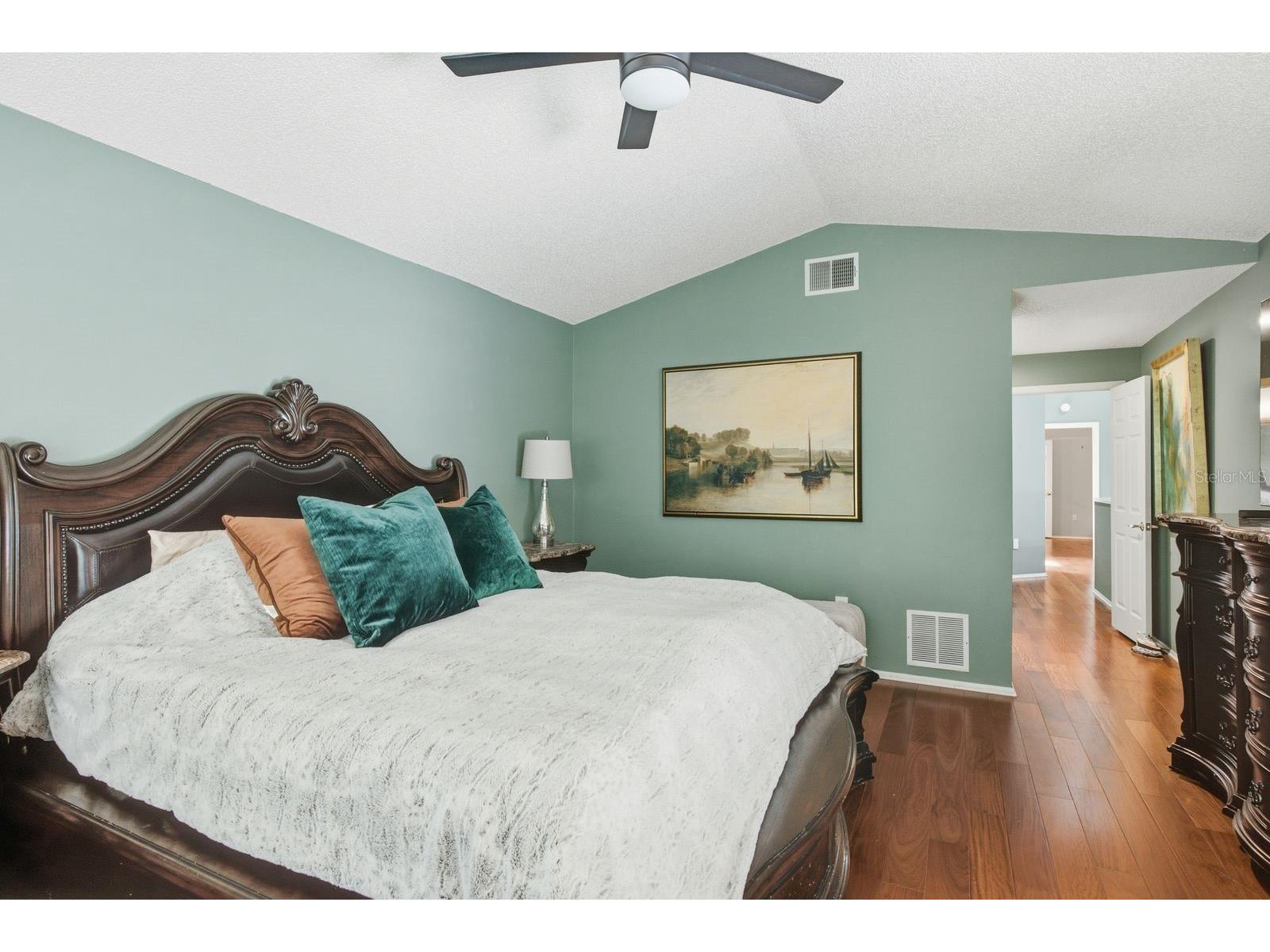 2631 Royal Liverpool Drive Tarpon Springs FL 34688 TB8522152 image4