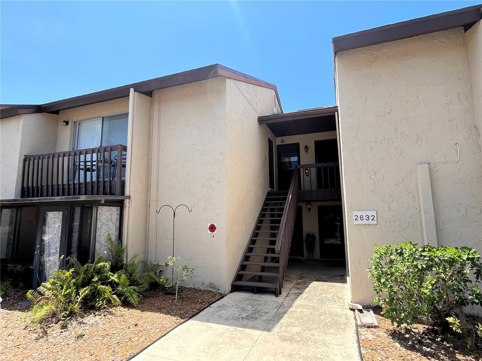 2632 Hidden Lake Dr N #B Sarasota FL 34237 A4696861 image1