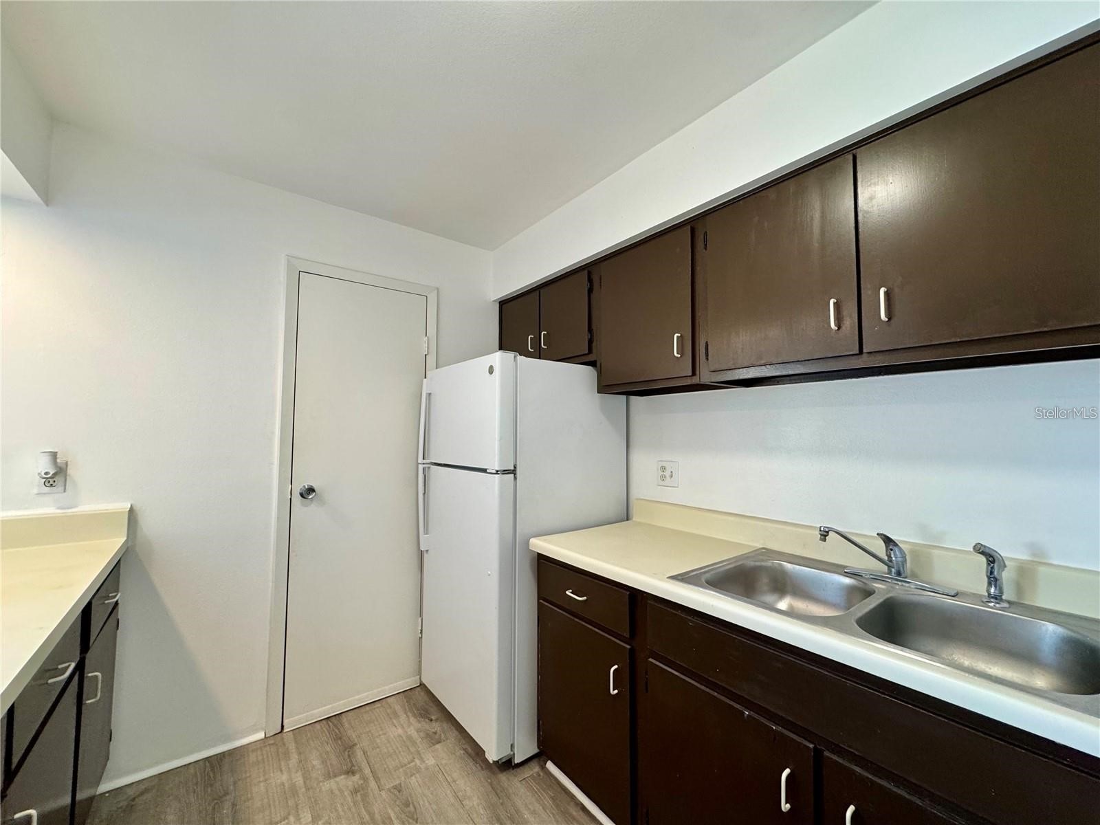 2632 Hidden Lake Drive N #E Sarasota FL 34237 A4689851 image10