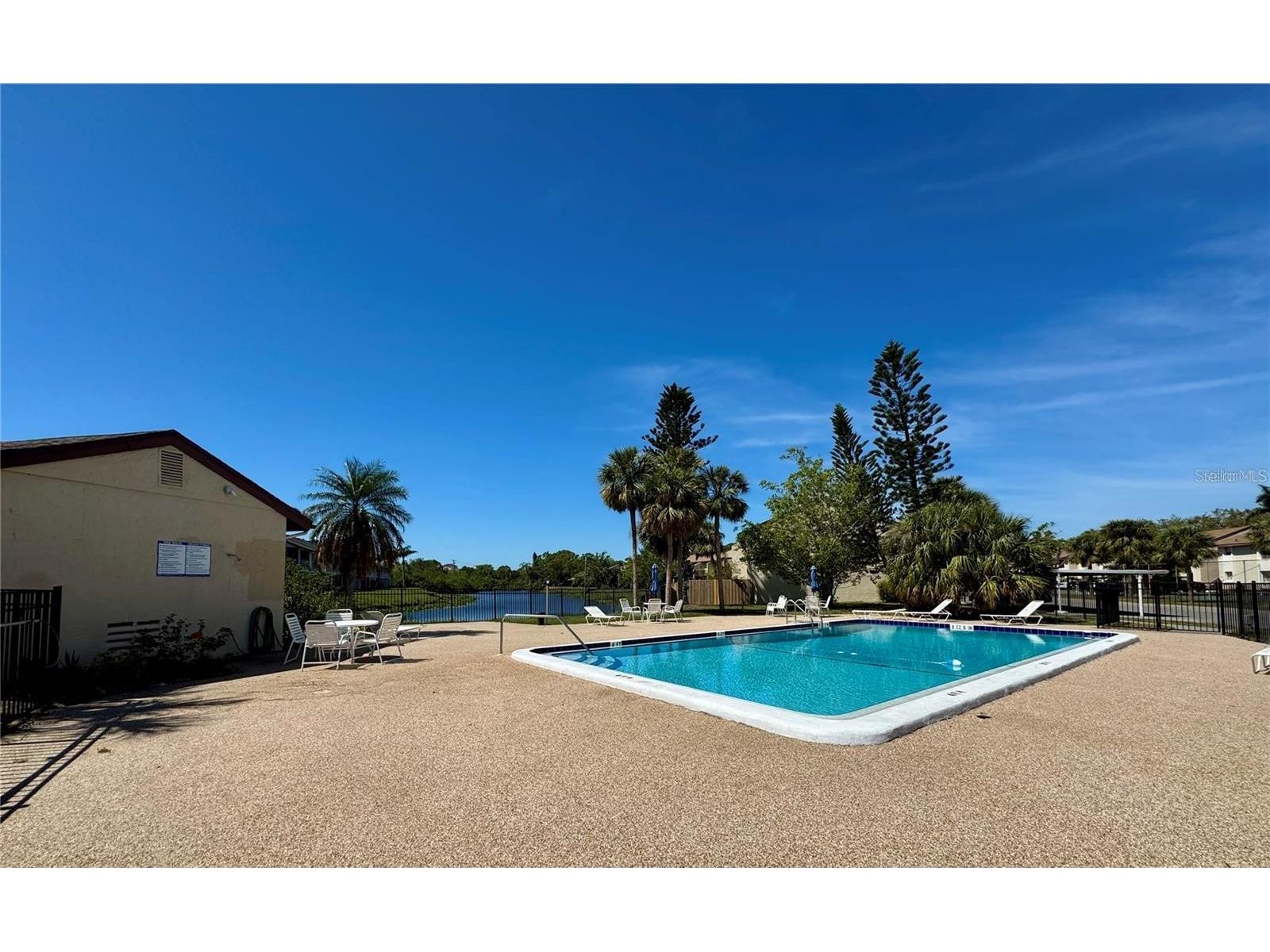 2632 Hidden Lake Drive N #E Sarasota FL 34237 A4689851 image22