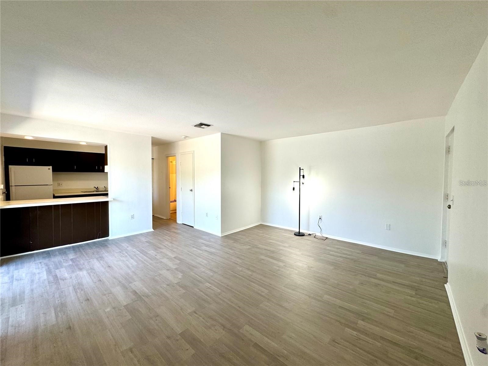 2632 Hidden Lake Drive N #E Sarasota FL 34237 A4689851 image6