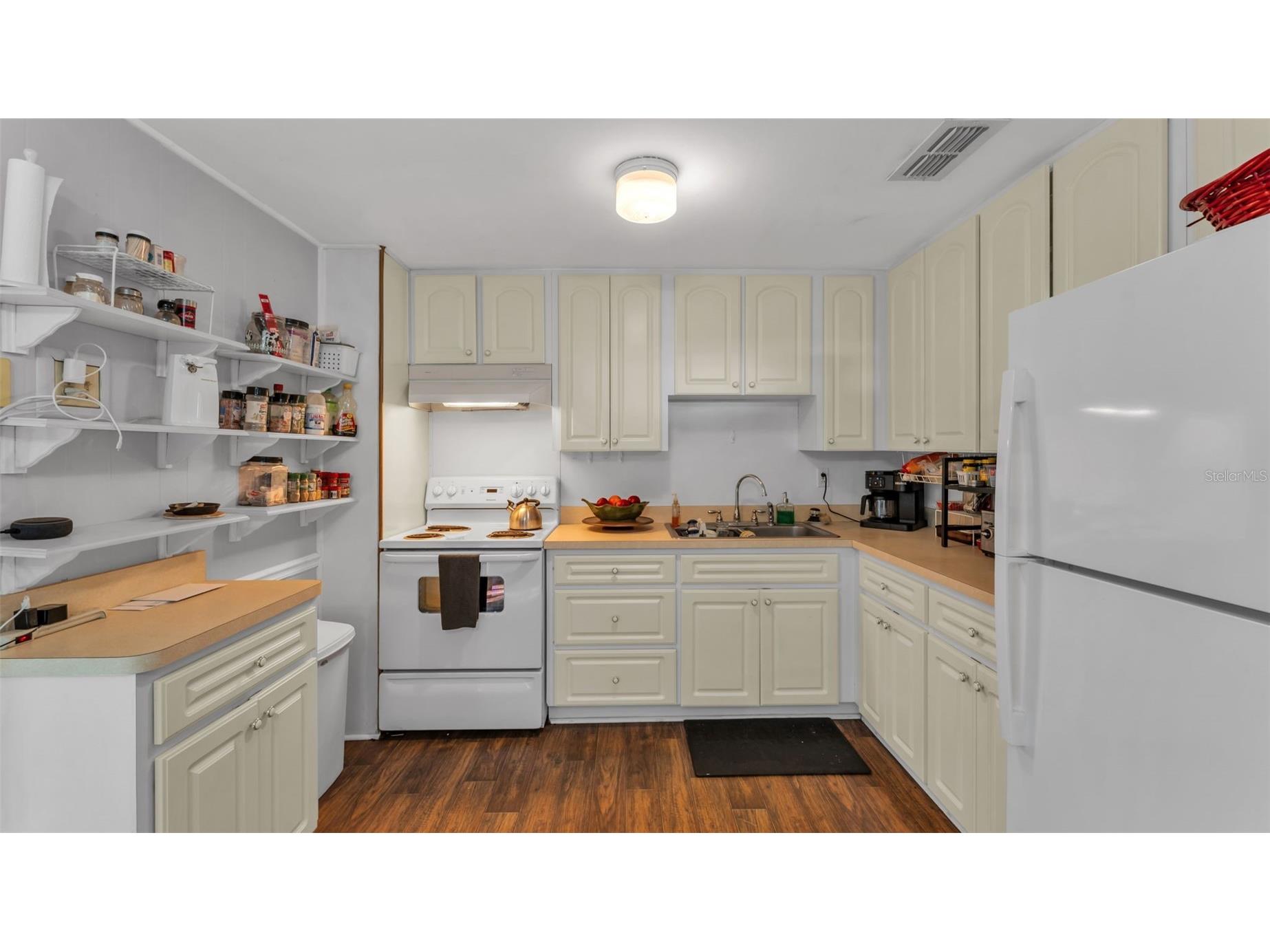 2632 Shadywood Place Lakeland FL 33810 P4937465 image10