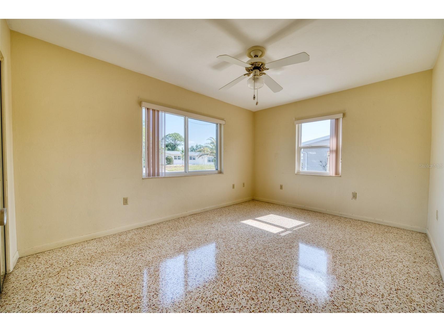 2632 Sunnyside Street Sarasota FL 34239 A4690325 image14