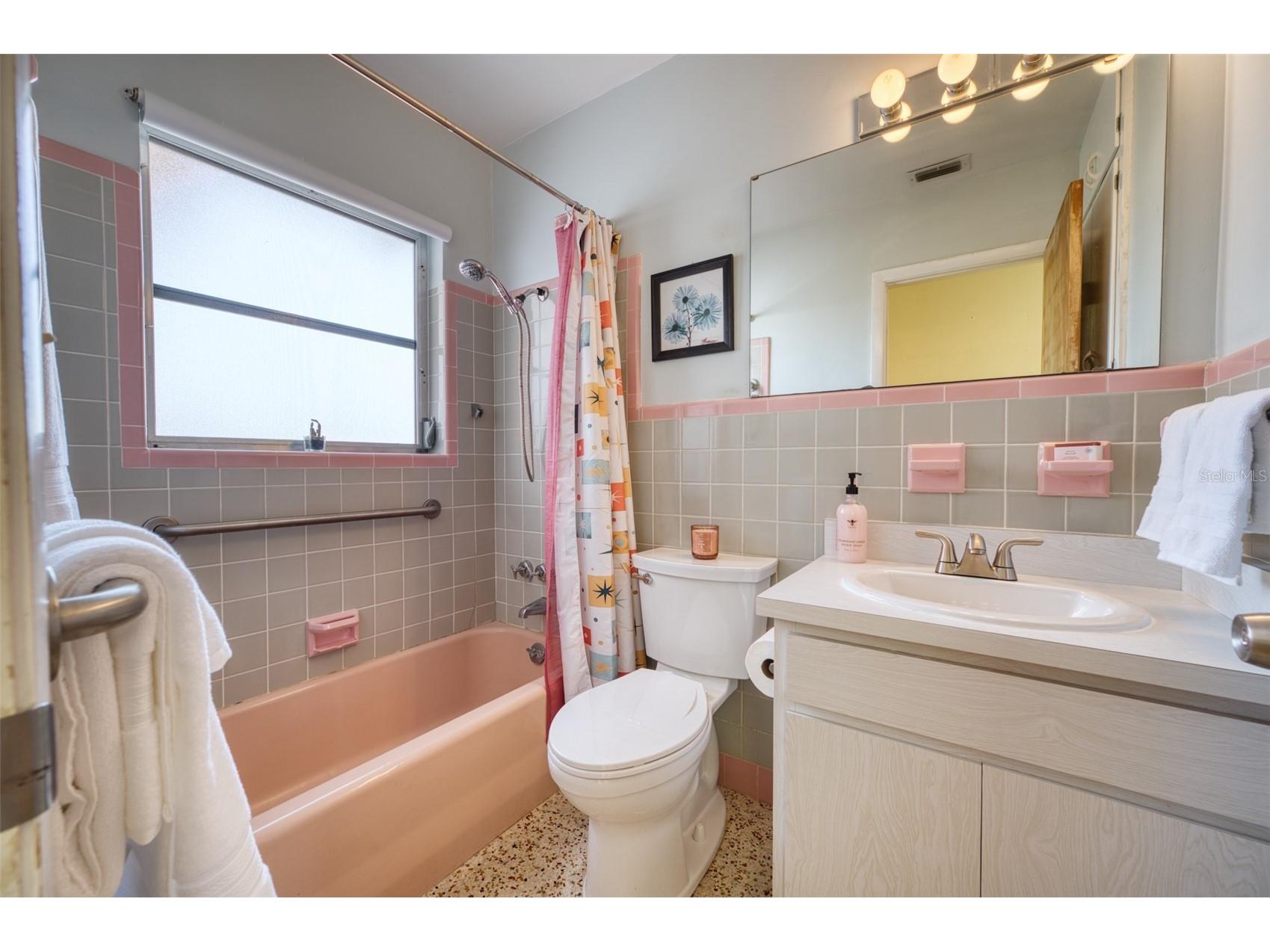 2632 Sunnyside Street Sarasota FL 34239 A4690325 image18