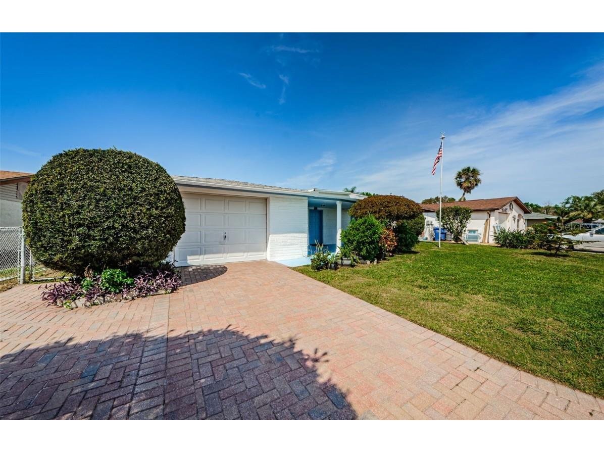 2633 Albion Street Holiday FL 34691 U8234592 image1