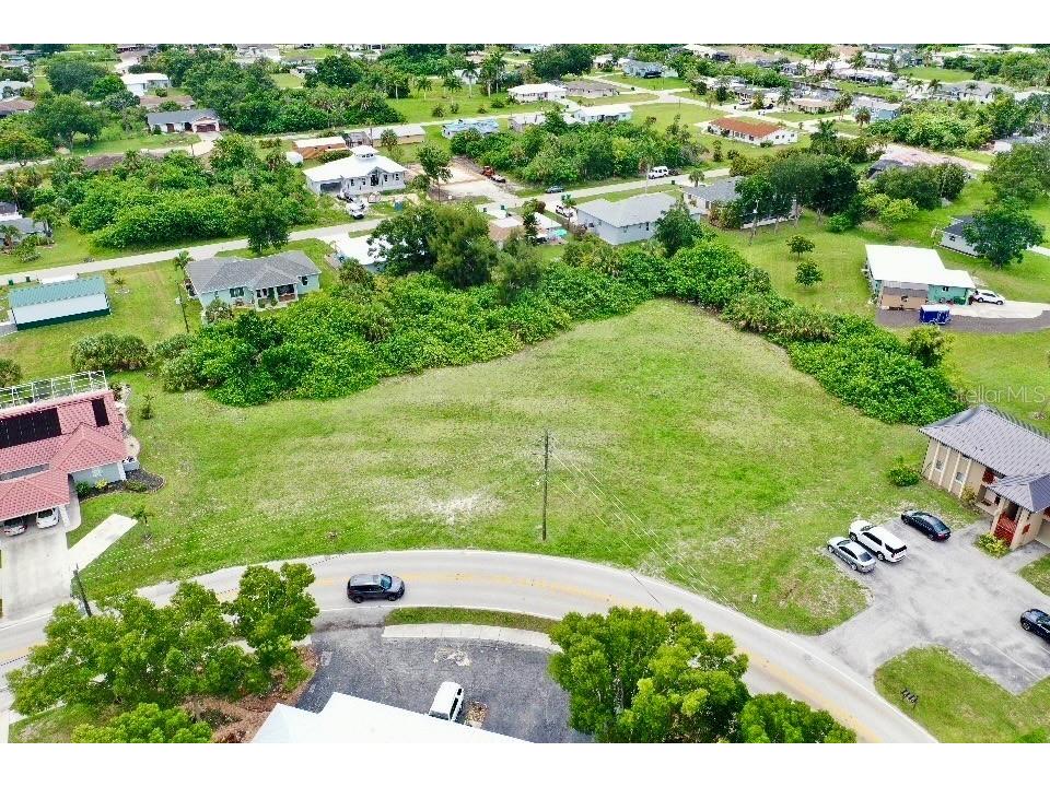 2633 Magdalina Drive Punta Gorda FL 33950 C7494413 image1