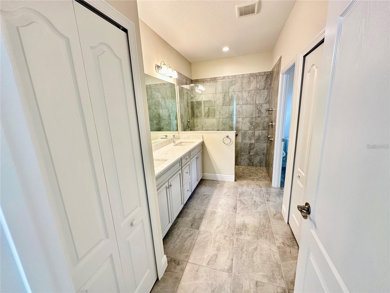 2633 Star Apple Way Sarasota FL 34240 A4686583 image12