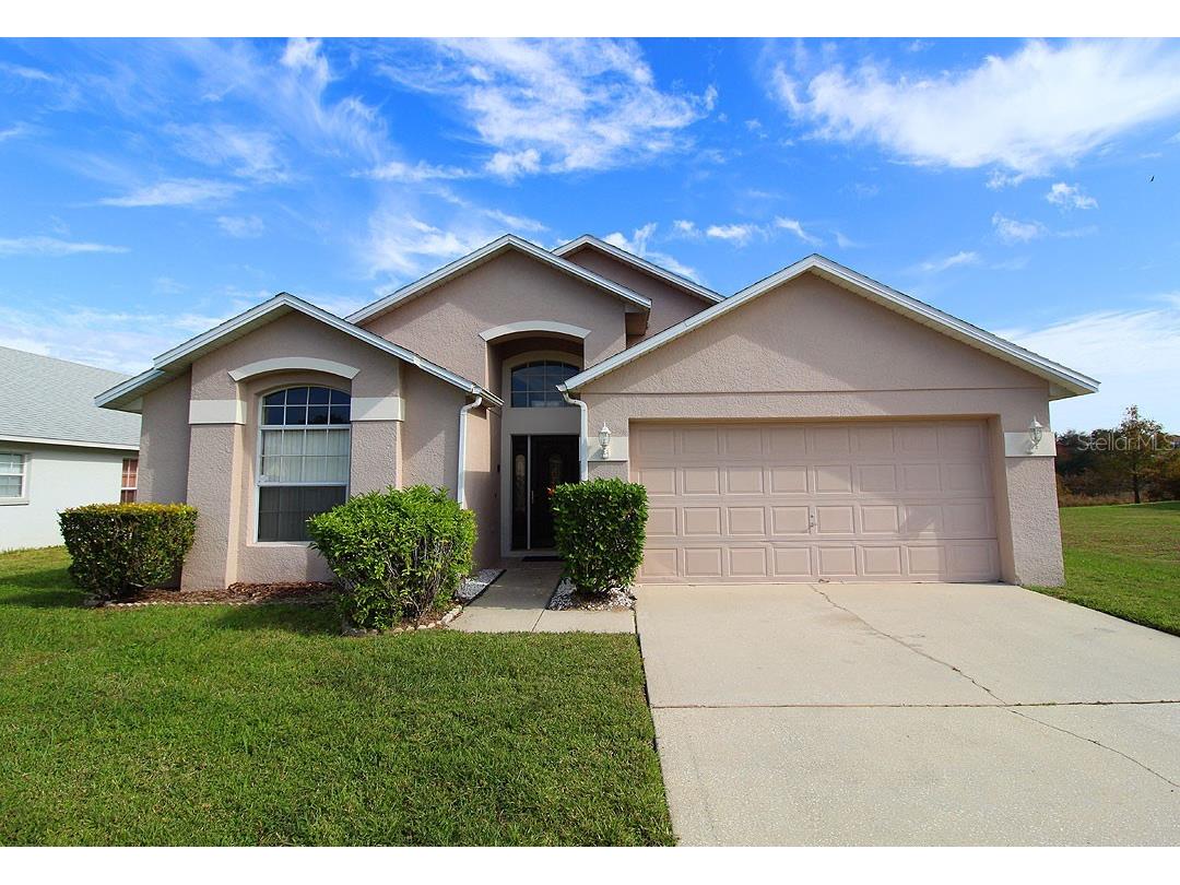 2633 Star Lake View Drive Kissimmee FL 34747 S5105342 image1