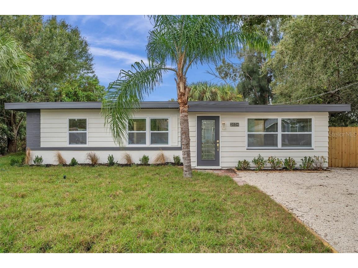 2634 Hope Street Sarasota FL 34231 A4592885 image1