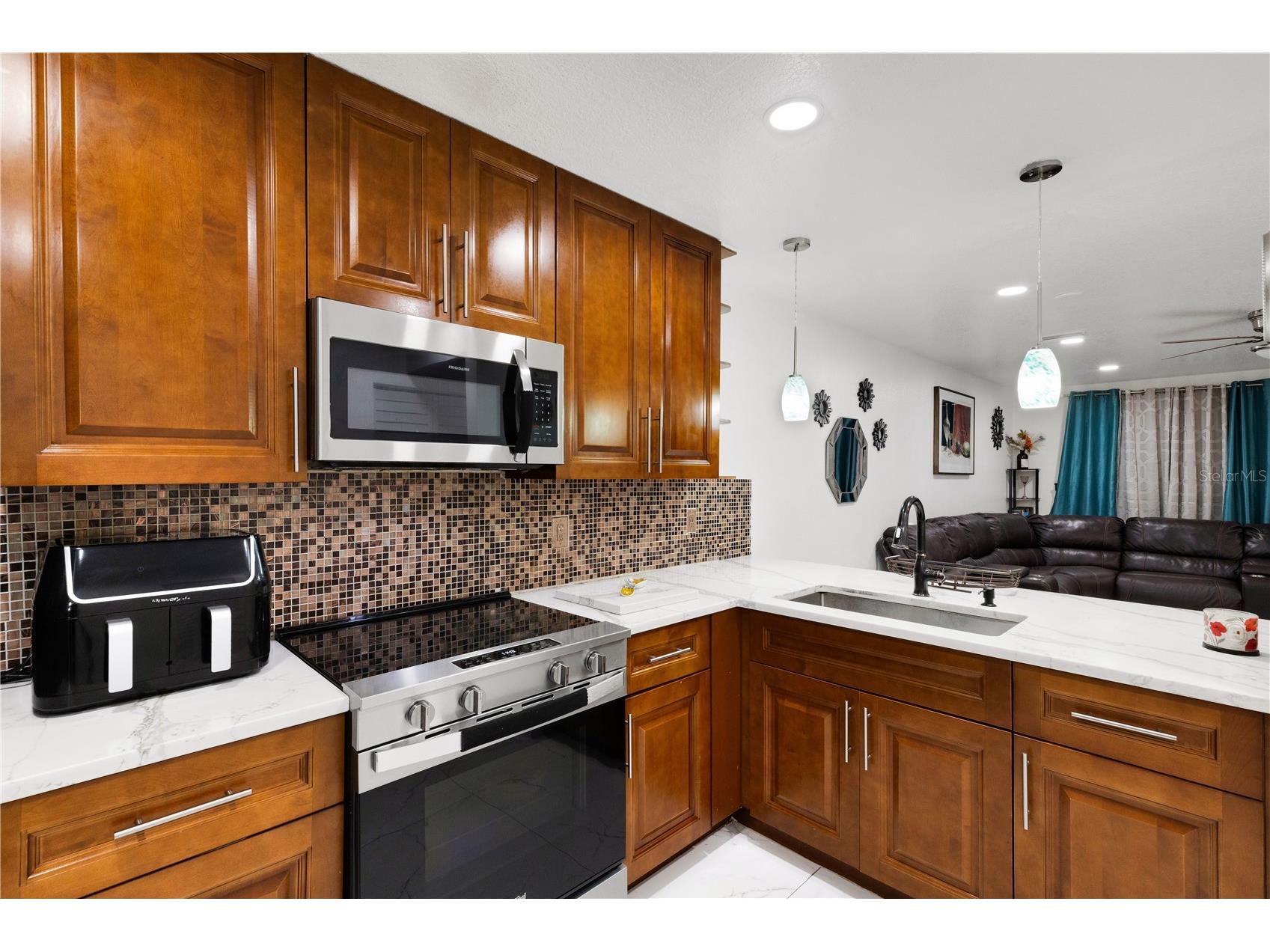 2634 N Dr Martin Luther King Way Sarasota FL 34234 A4682668 image13