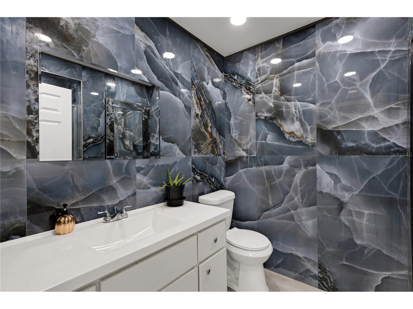 2634 N Dr Martin Luther King Way Sarasota FL 34234 A4682668 image17