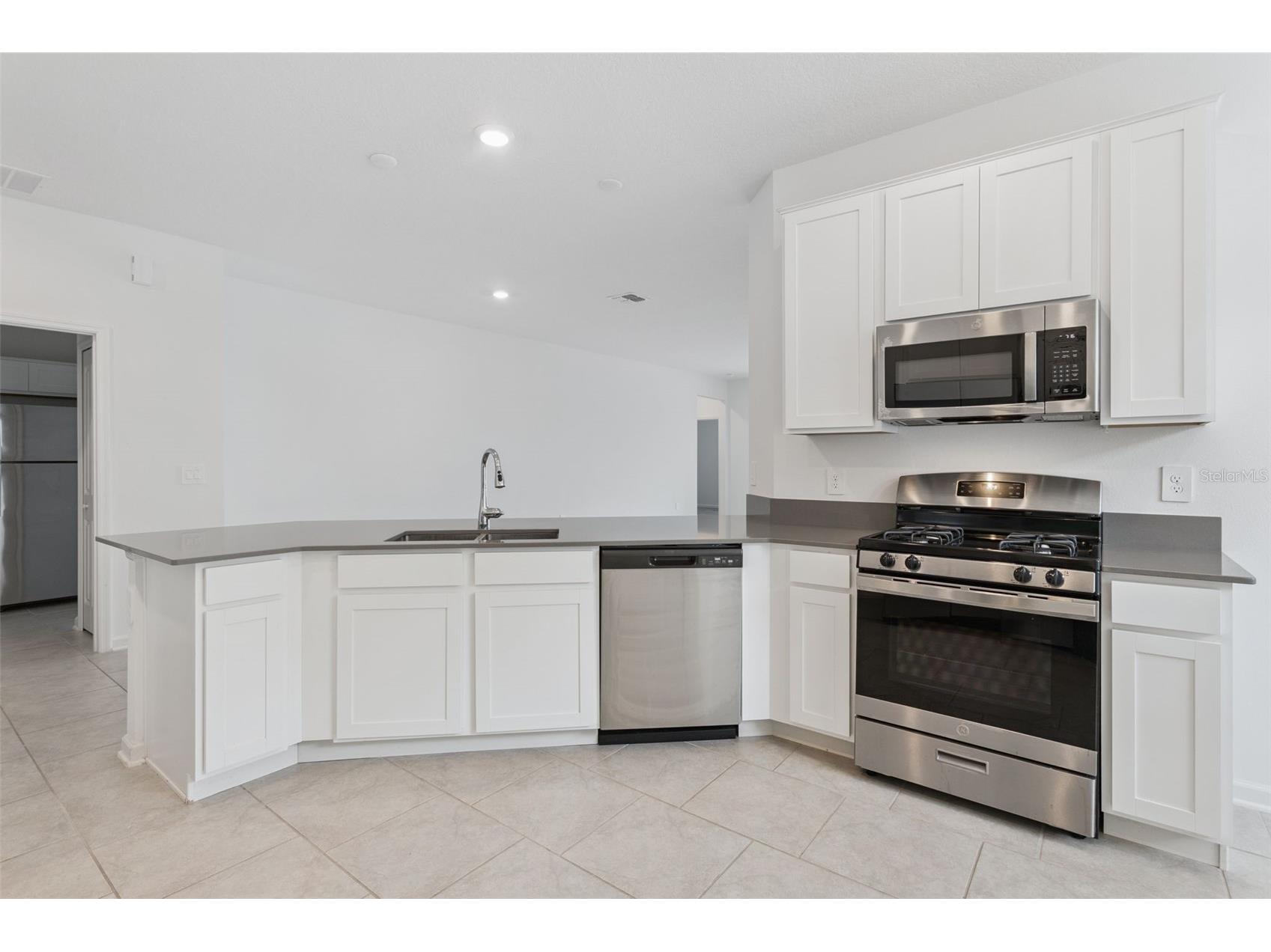 26340 Feathergrass Circle Leesburg FL 34748 O6374494 image5