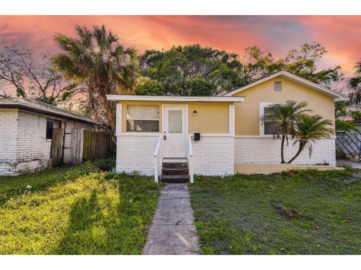 2635 12th Street S Saint Petersburg FL 33705 U8192186 image1