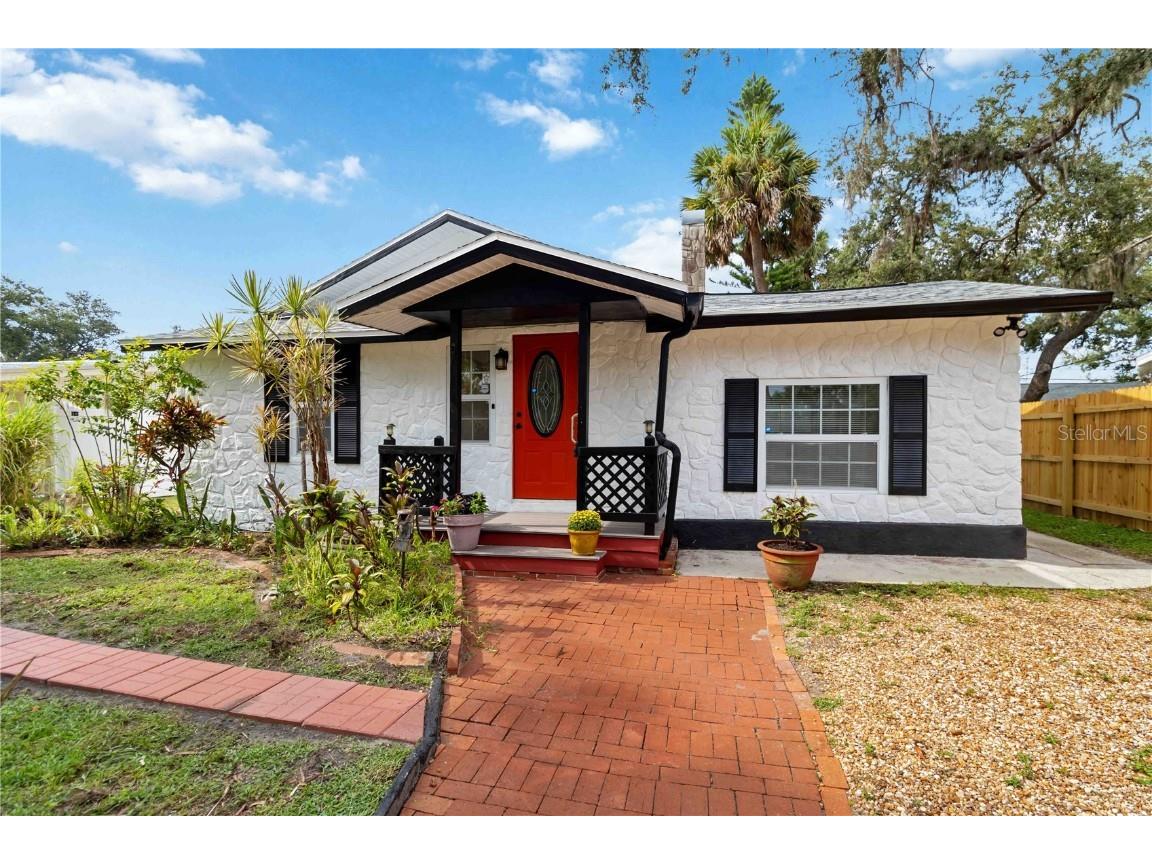 2635 Arnold Street Sarasota FL 34231 A4663526 image1