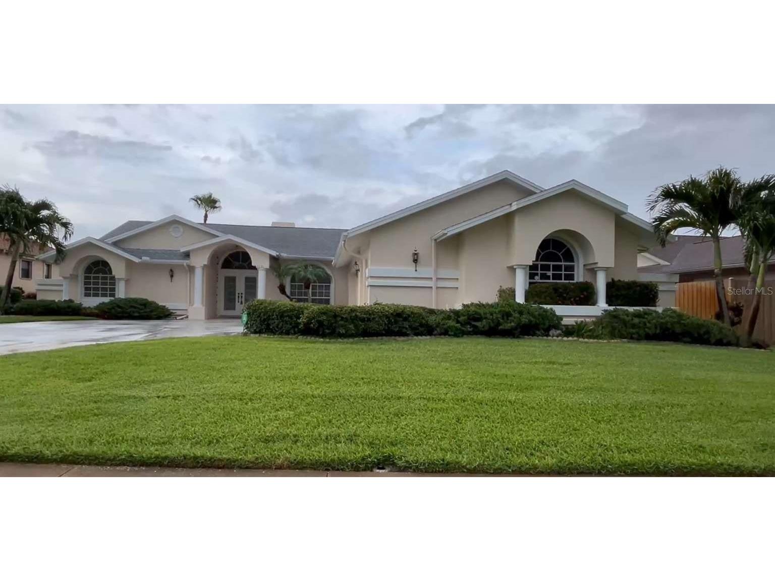 2635 Jarvis Circle Palm Harbor FL 34683 TB8394375 image1