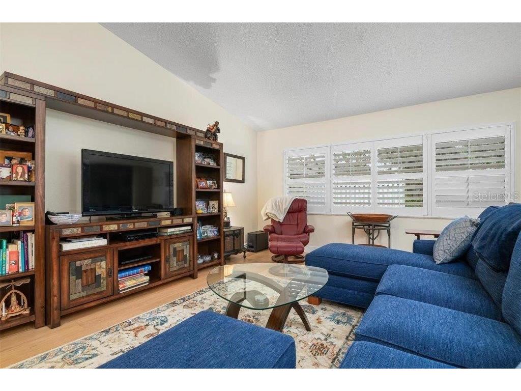 2635 Moss Oak Drive #55 Sarasota FL 34231 A4668080 image8