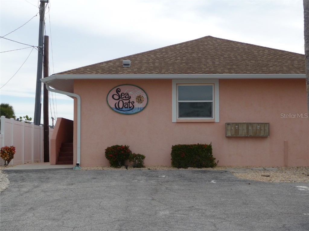 2635 N Beach Road #5 Englewood FL 34223 D6133915 image1