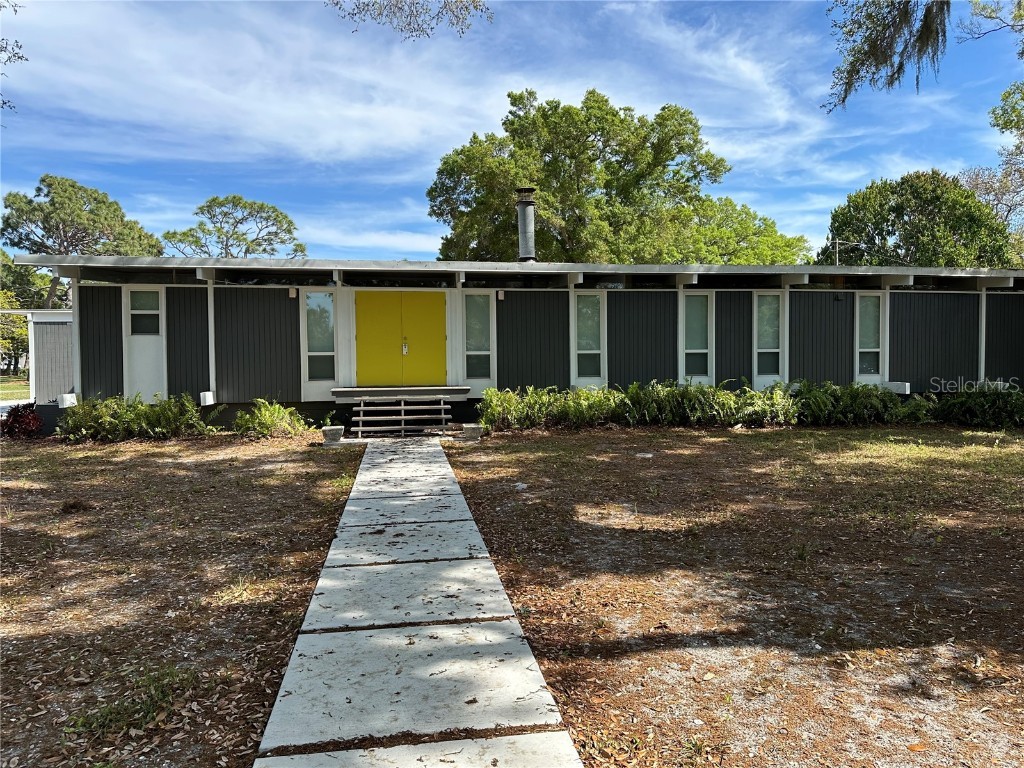 2636 Granada Circle E Saint Petersburg FL 33712 U8234486 image1