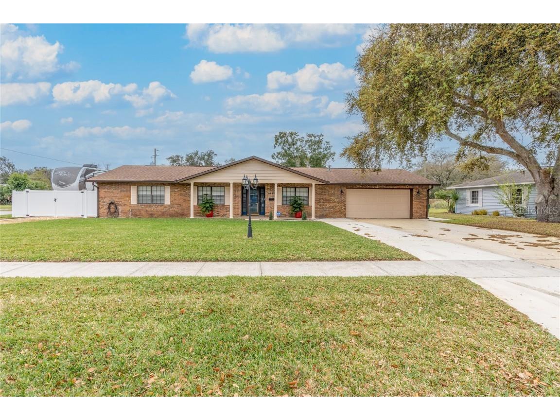 2636 Westland Road Mount Dora FL 32757 O6186230 image1