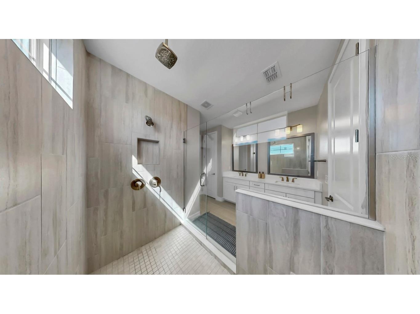 2636 Yellow Sundial Loop Ruskin FL 33570 TB8439184 image25