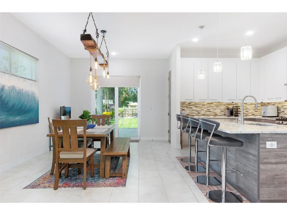 2637 Bayside Drive S Saint Petersburg FL 33705 TB8405937 image10