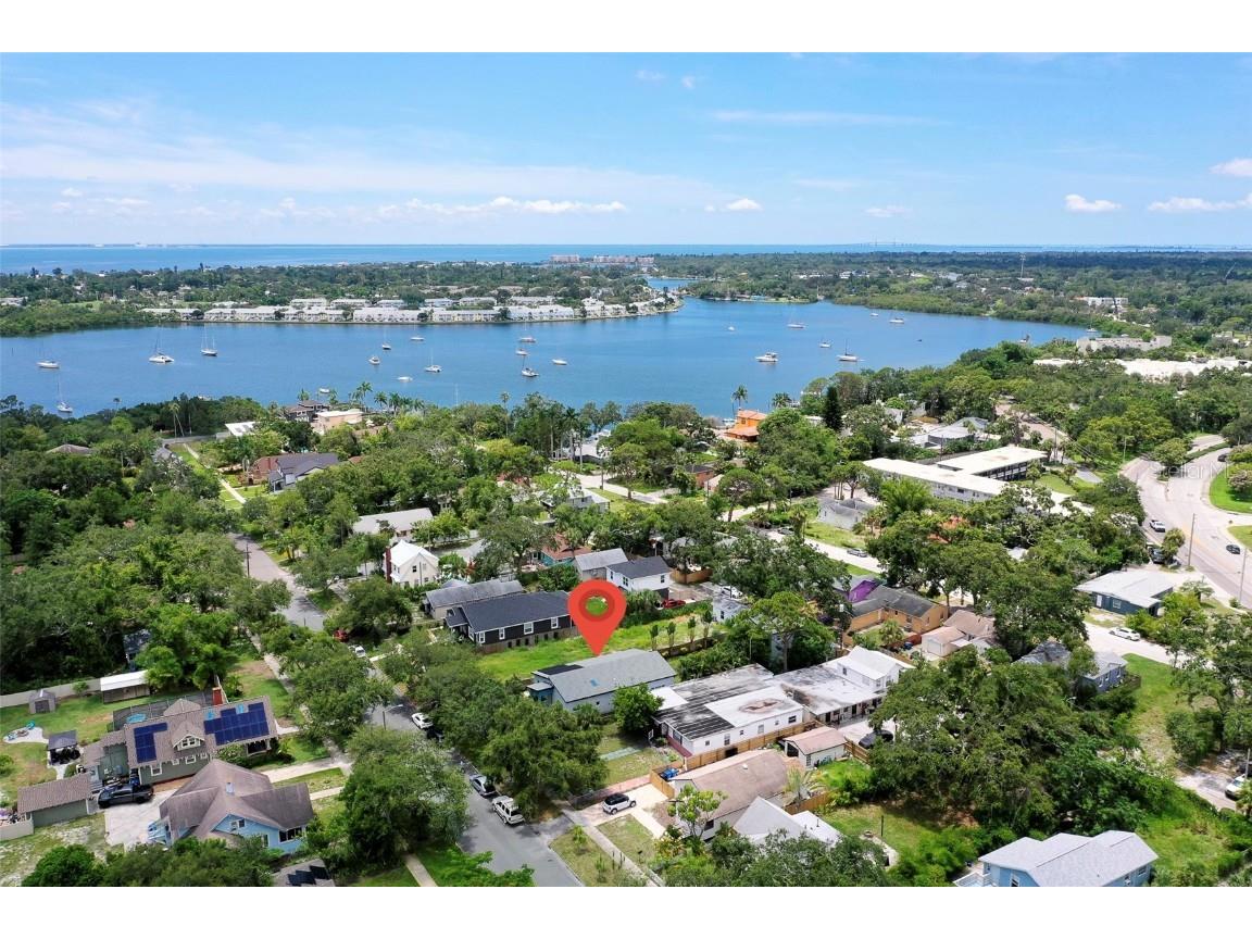 2637 Bayside Drive S Saint Petersburg FL 33705 TB8405937 image43