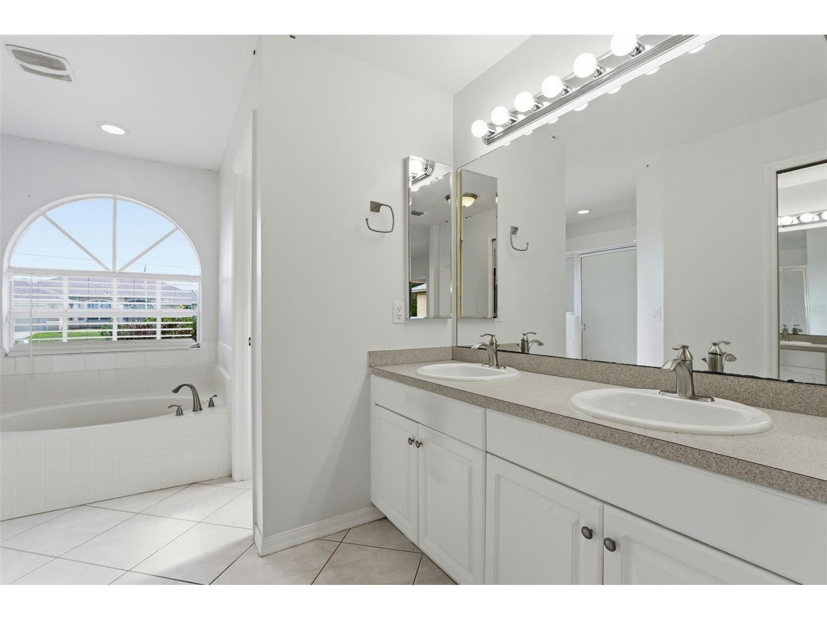 2637 Courtland Avenue North Port FL 34286 N6143751 image21