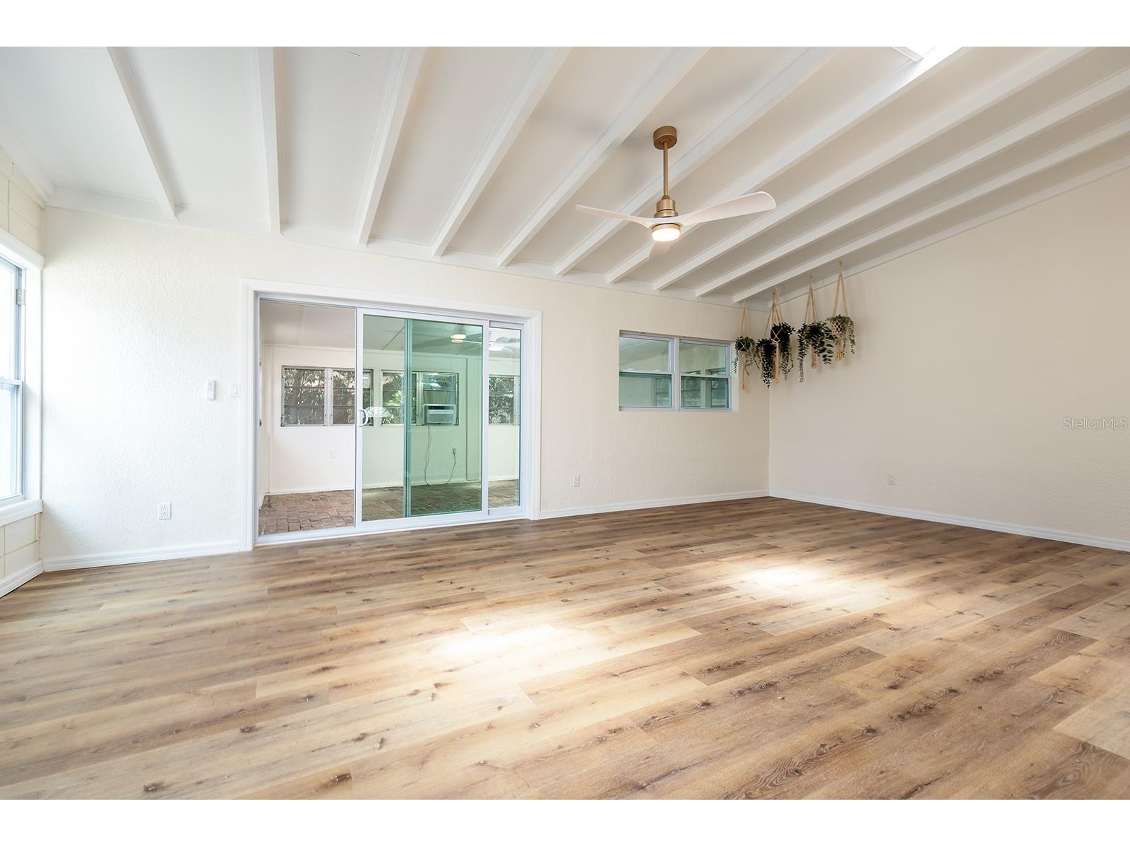 2637 Florence Street Orlando FL 32818 O6361875 image1